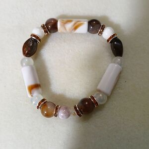 NWT Handcrafted Chocolate & Ivory Natural Stone Bracelet.
